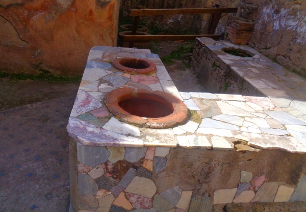 Restauracja antykwaryczna w Herculaneum