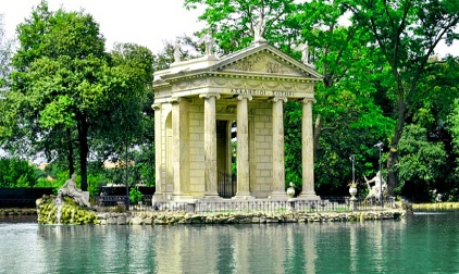 Jezioro w parku Villa Borghese w Rzymie