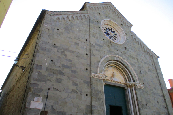Kościół z kamienia w Corniglia